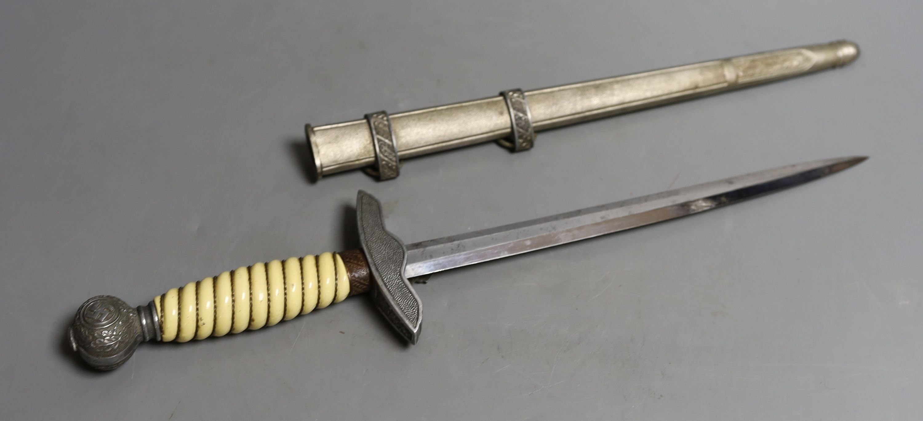 An original Italian officer's dagger MVSN, no maker, 43 cms long.